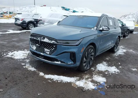 2025 Lincoln Nautilus Black Label z USA, uszkodzony, nr VIN 5LMPJ9JA5SJ914189